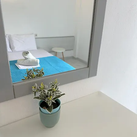 Sophies Olive Haven * Posidi