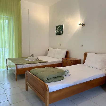 Sophies Olive Haven Апартаменты *